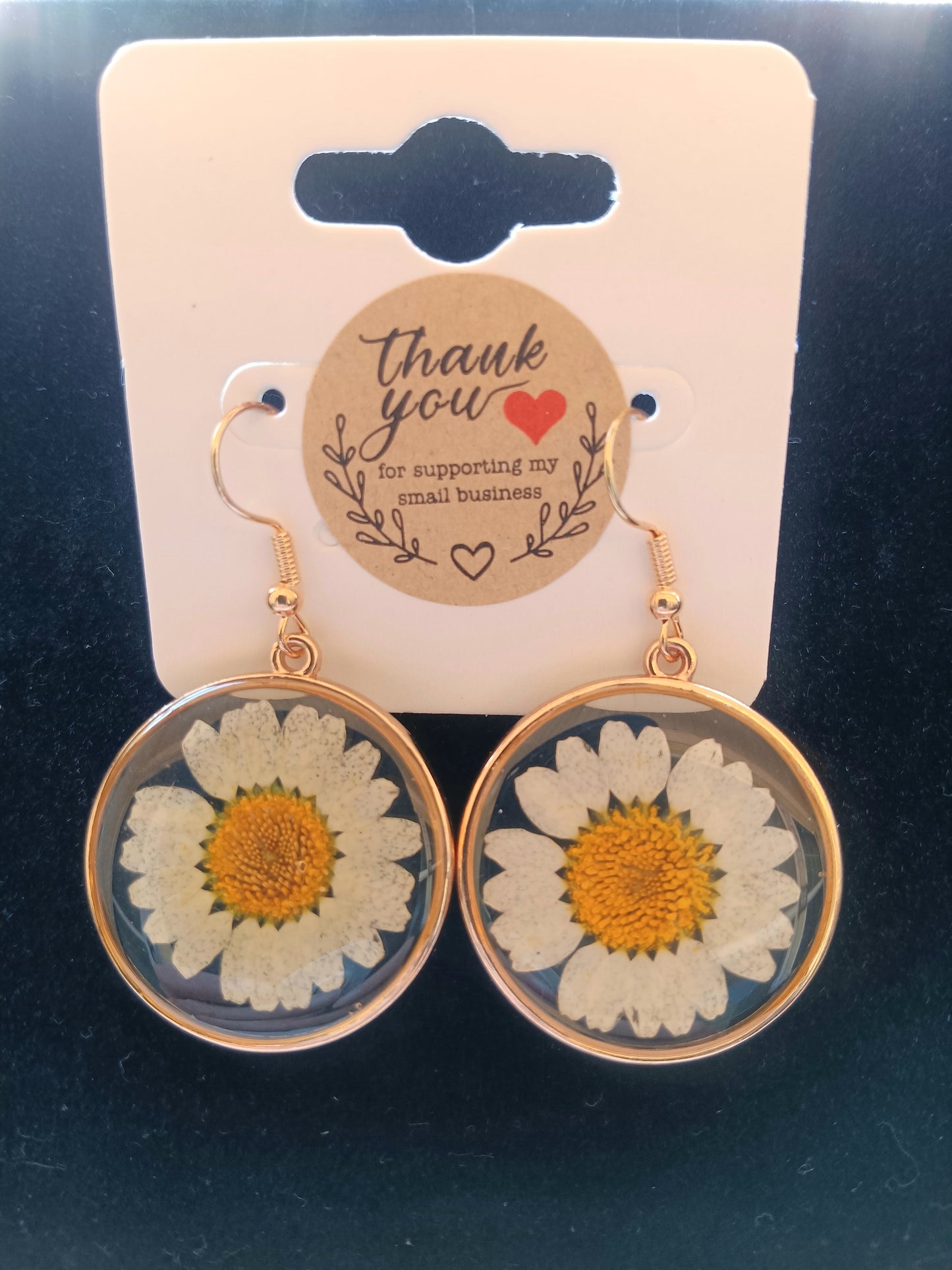 Gorgeous Dried Flower Round Earrings