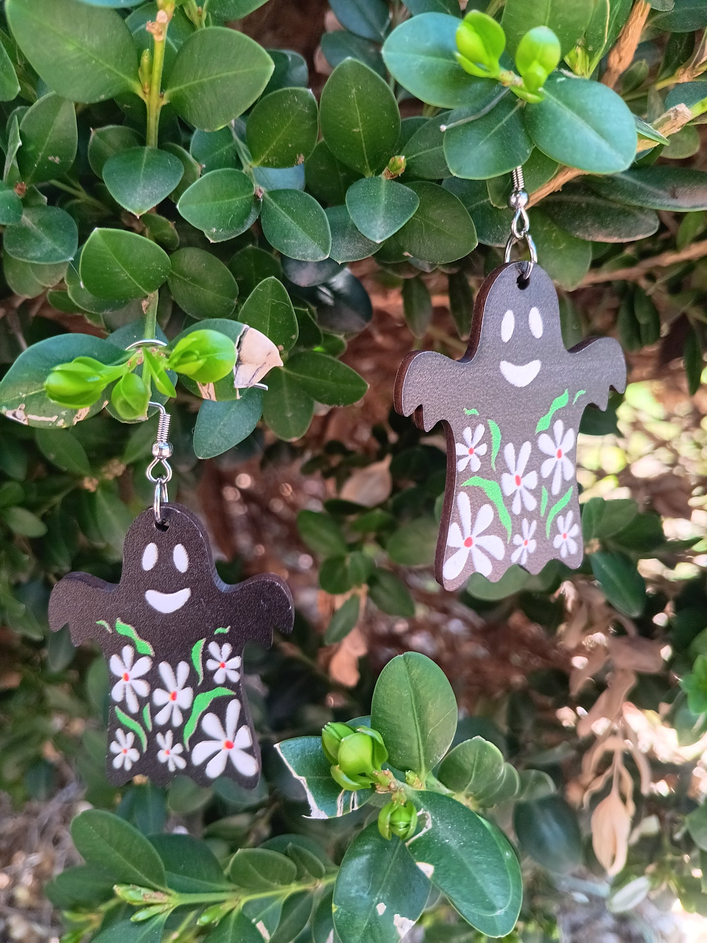 Adorable Black Spooky Floral Ghost Earrings