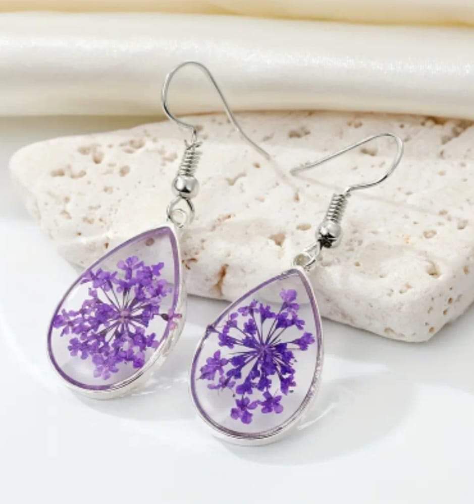 Gorgeous Dainty Boho Purple  Gypsophila Dried Flowers Earrings