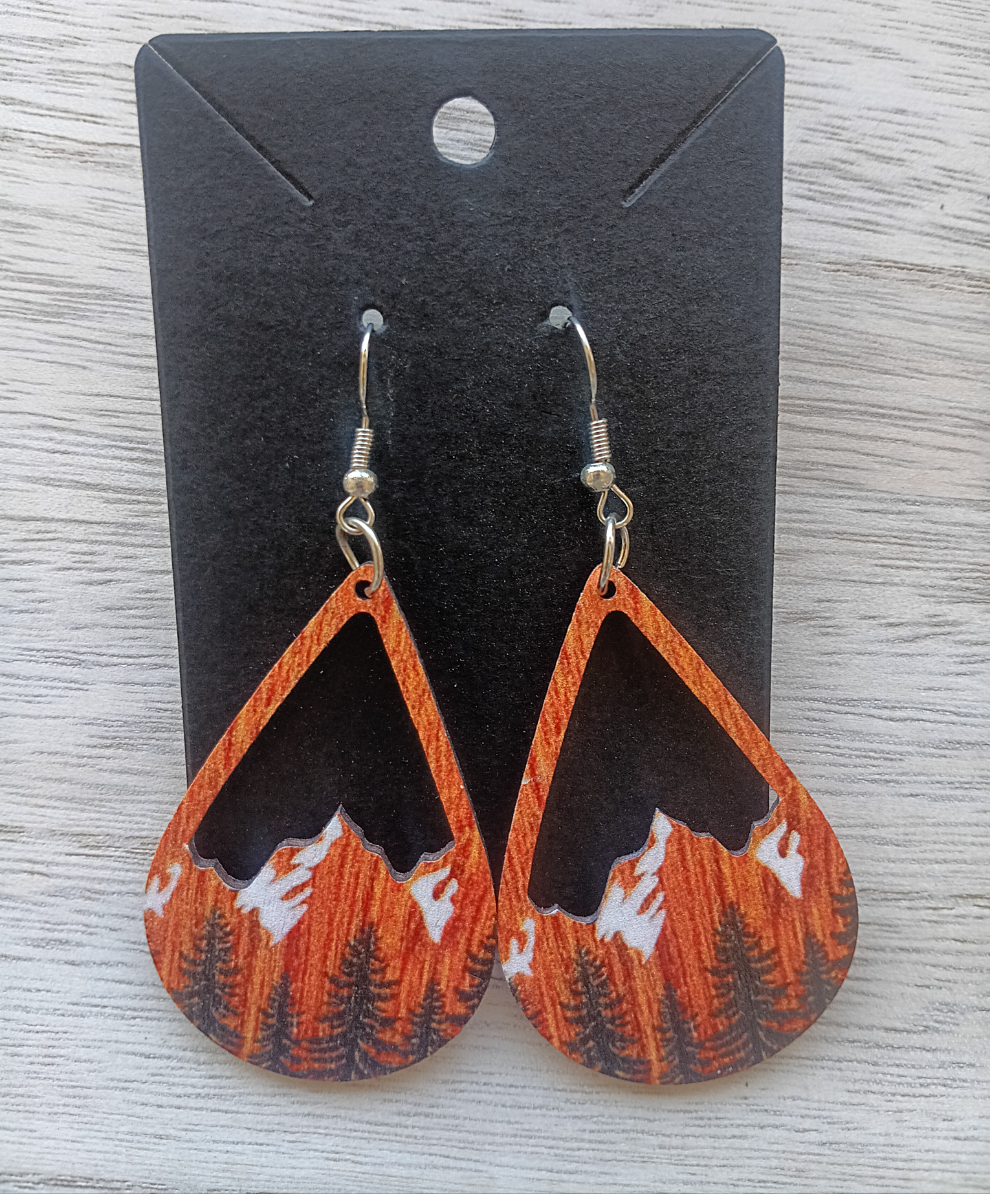 Gorgeous Fall Mountain Scenery Earrings